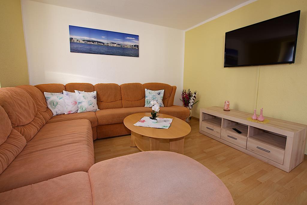 Apartment Fewo Efosa Kappel-Grafenhausen Kültér fotó
